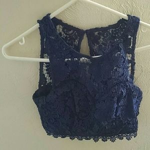 Gorgeous embroidered crop top